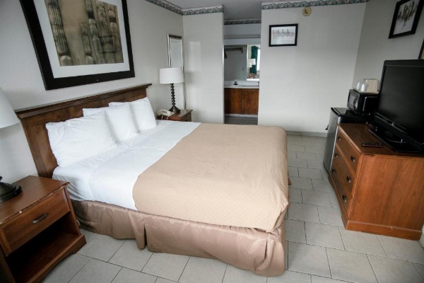 Pacific Inn image 22